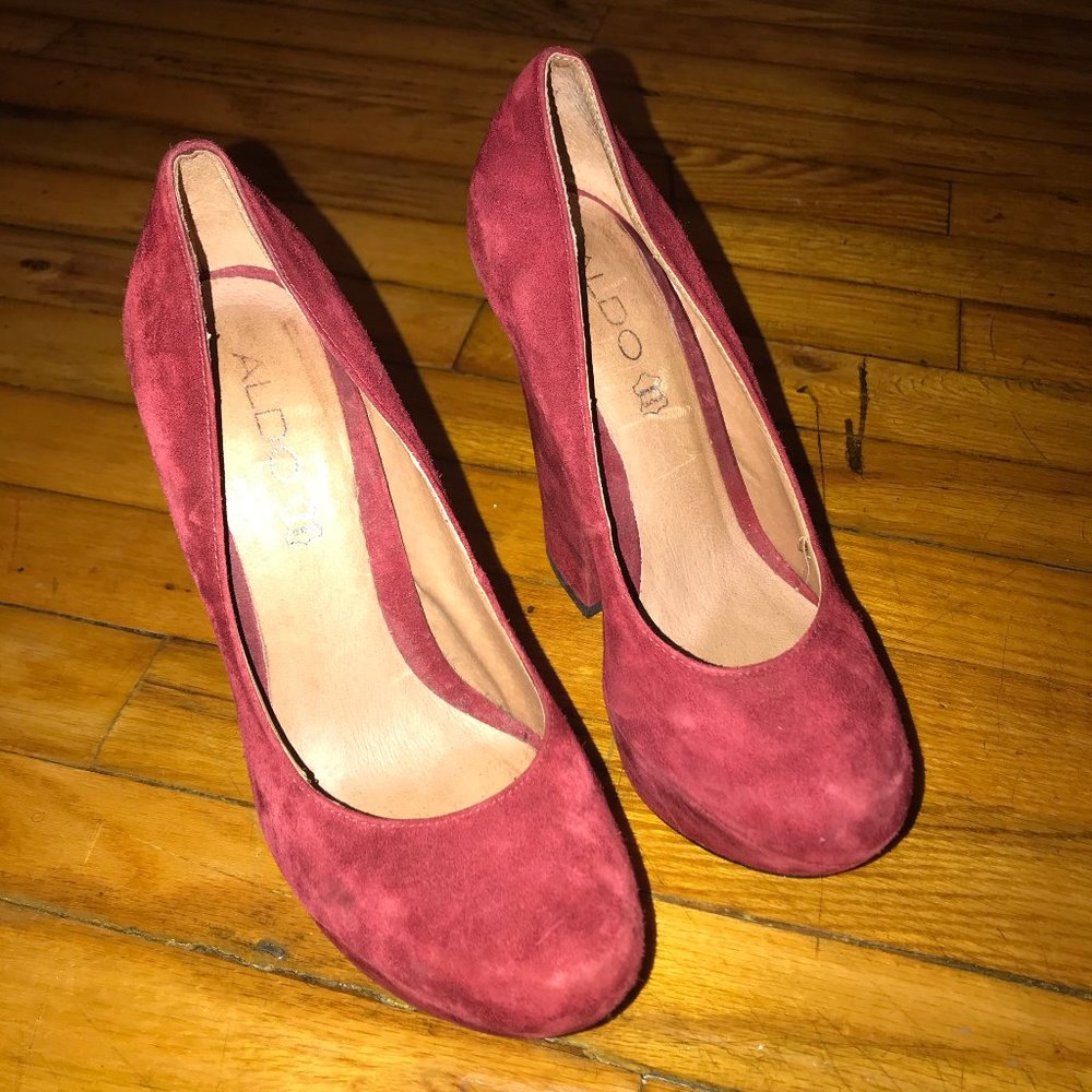 Red Suede 6 inch Pumps